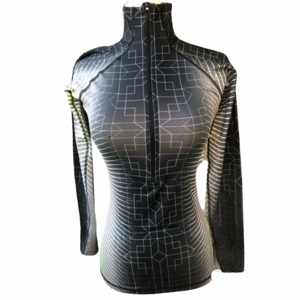 Nike dri-fit half zip shirt